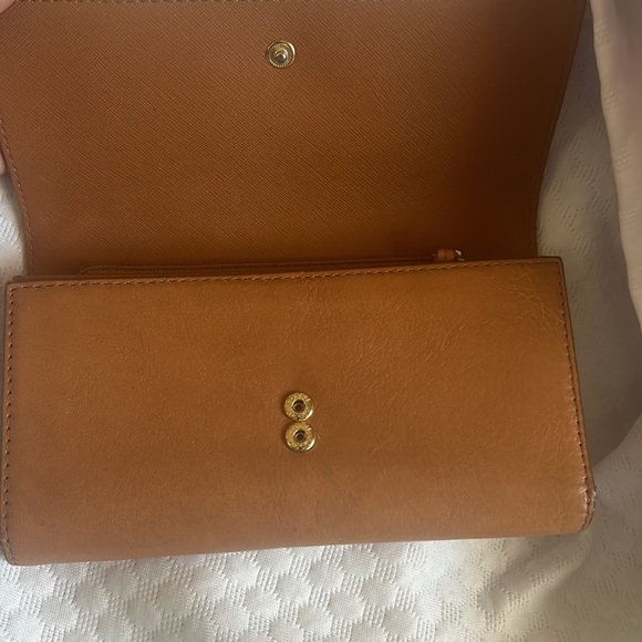 COPY - Leather FOSSIL Long Wallet With Multiple Compartments - Color Tan - Picture 3 of 7